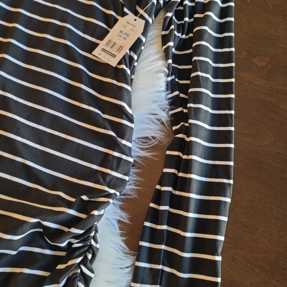 NWT Time and Tru maternity top - Picture 6 of 14